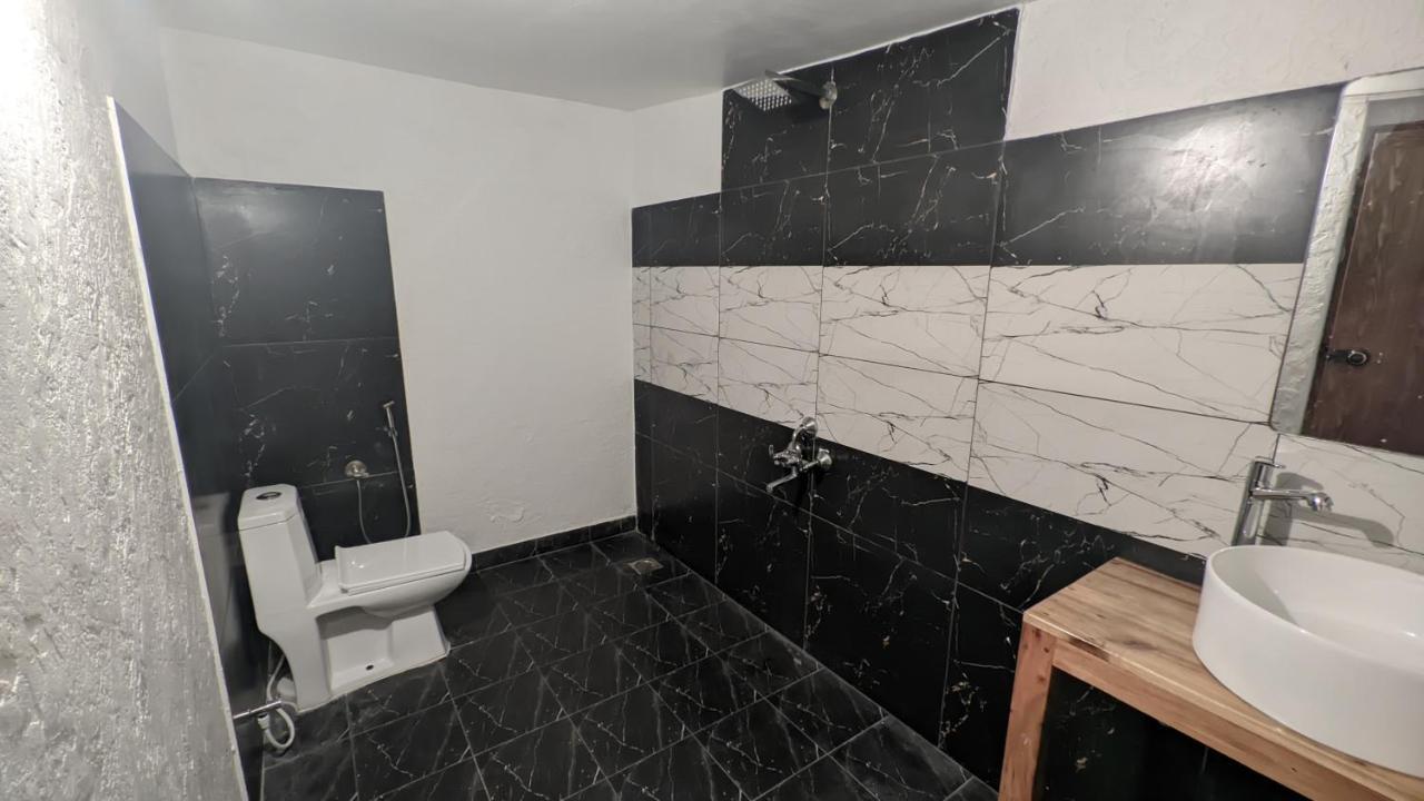 Nebo Hotel Varkala Zewnętrze zdjęcie